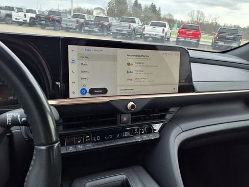 Used 2023 Toyota Crown XLE image 25