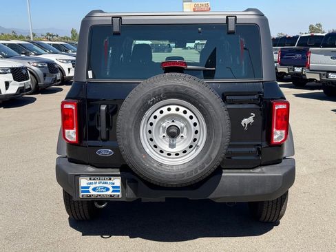 New 2025 Ford Bronco 4-Door AWD/4WD image 5