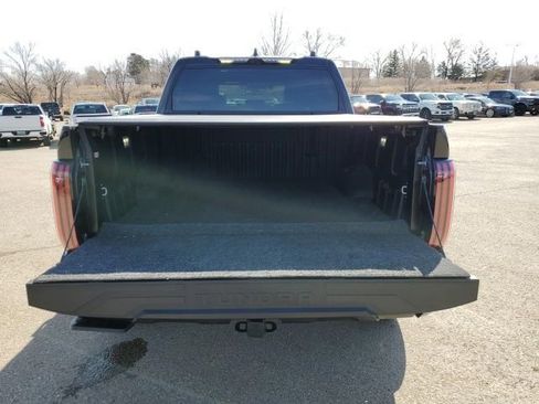 Used 2025 Toyota Tundra Platinum w/ TRD Off-Road Package AWD/4WD image 29