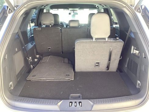 New 2026 Ford Explorer ST-Line w/ ST-Line Street Pack image 12