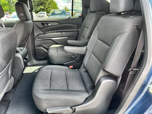 Used 2025 Chevrolet Traverse LT w/ Sun and Wheel Package AWD/4WD image 25