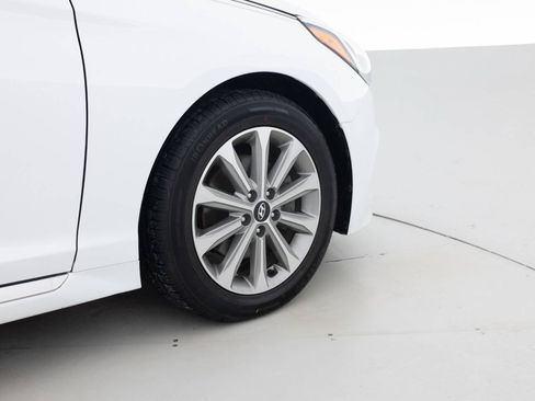 Used 2017 Hyundai Sonata Limited w/ Tech Package 03 FWD image 18