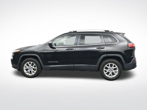 Used 2016 Jeep Cherokee Latitude image 10