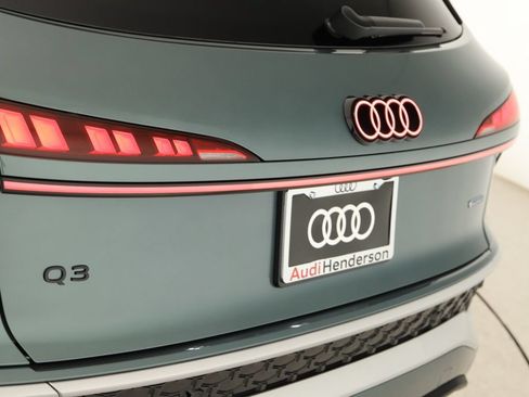 New 2026 Audi Q3 quattro 2.0T AWD/4WD image 34