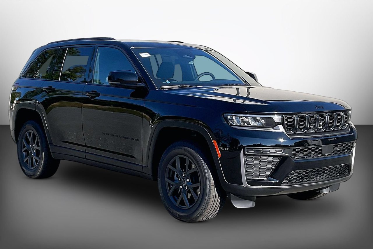 New 2027 Jeep Grand Cherokee Altitude RWD image 1