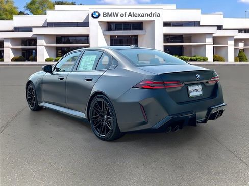 New 2027 BMW M5 w/ Executive Package AWD/4WD image 5