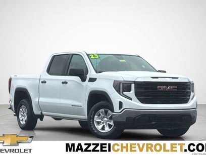 Used 2023 GMC Sierra 1500 Pro w/ Pro Value Package