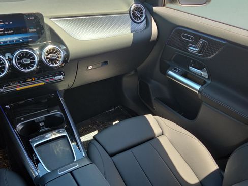 Certified 2026 Mercedes-Benz GLA 250 image 13