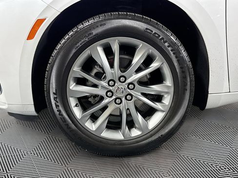 Used 2023 Buick Enclave Avenir w/ Avenir Technology Package FWD image 34