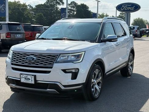 Used 2019 Ford Explorer Platinum AWD/4WD image 1