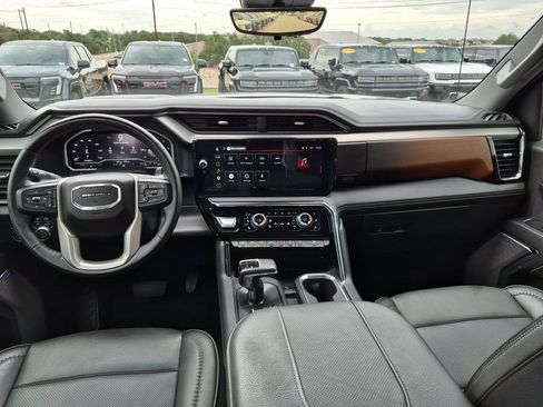 Used 2023 GMC Sierra 1500 Denali w/ Denali Reserve Package AWD/4WD image 34