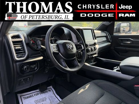 Used 2019 RAM 1500 Big Horn AWD/4WD image 12