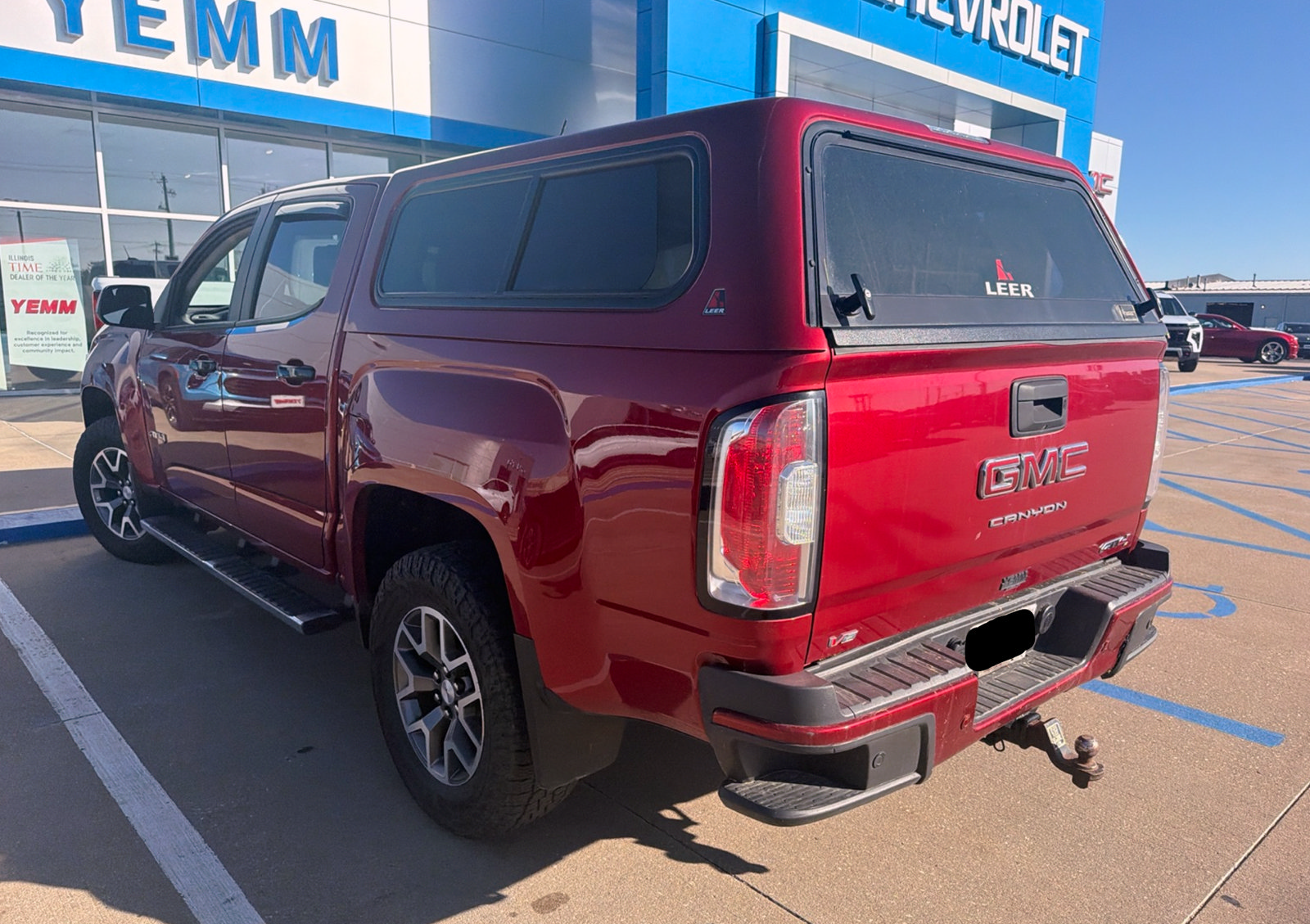 Used 2021 GMC Canyon AT4 w/ Driver Alert Package AWD/4WD image 2