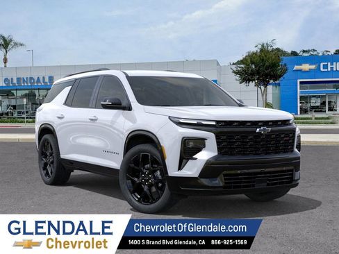 New 2026 Chevrolet Traverse RS w/ LPO, Floor Liner Package image 7