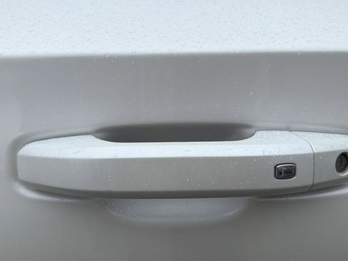 Used 2023 Chevrolet Tahoe RST image 11