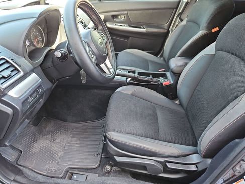 Used 2016 Subaru Crosstrek 2.0i Premium w/ Moonroof Package AWD/4WD image 16