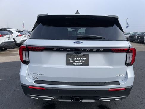 New 2026 Ford Explorer Active image 32