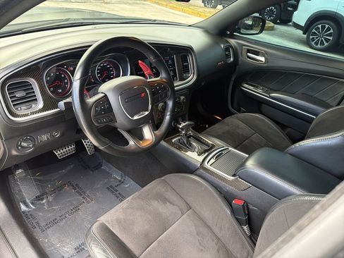Used 2022 Dodge Charger Scat Pack w/ Plus Group RWD image 12