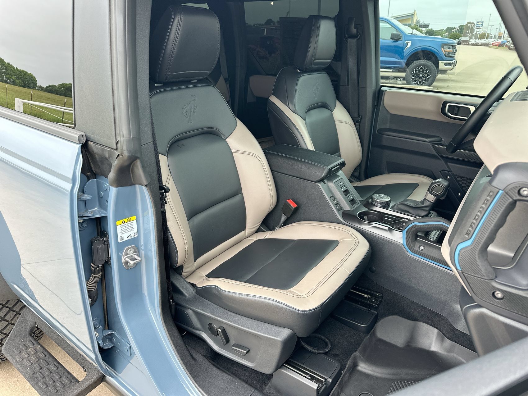 Used 2024 Ford Bronco Wildtrak AWD/4WD image 24