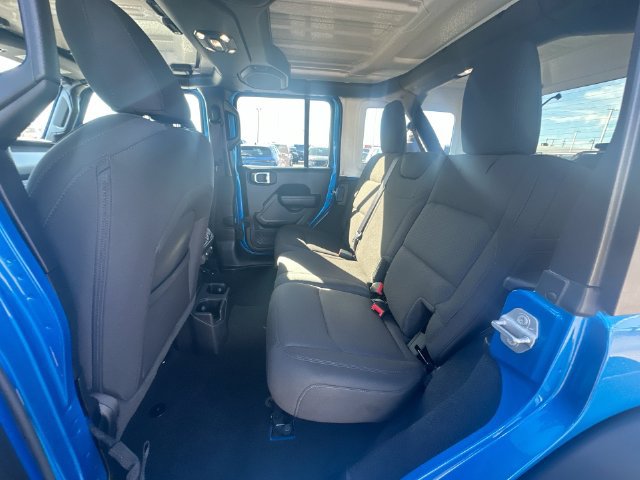 Used 2023 Jeep Wrangler Unlimited Sport AWD/4WD image 24