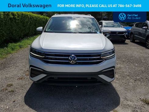 Used 2023 Volkswagen Tiguan SE image 10