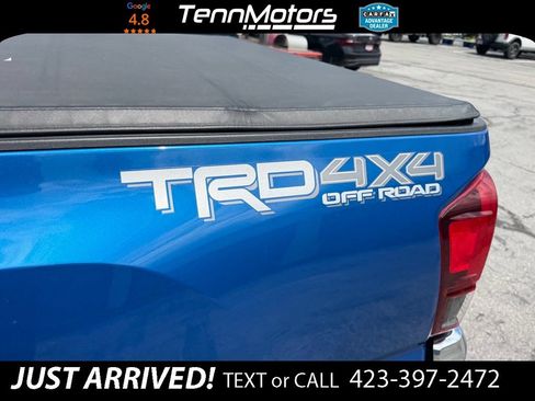 Used 2018 Toyota Tacoma TRD Off-Road AWD/4WD image 13