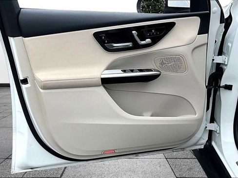 Certified 2026 Mercedes-Benz GLC 300 4MATIC image 23