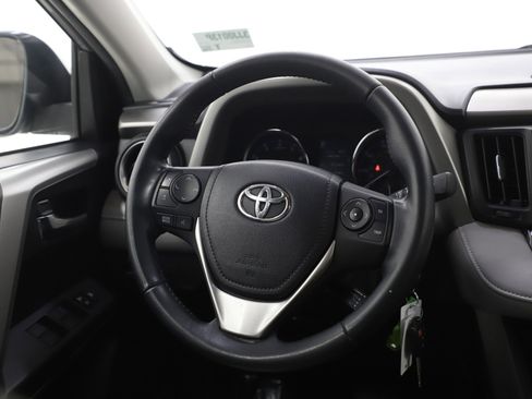 Used 2016 Toyota RAV4 XLE image 14