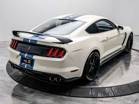Used 2020 Ford Mustang Shelby GT350R w/ GT350R Equipment Group 920A RWD image 22