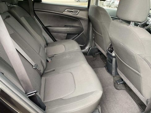 Used 2024 Kia Sportage LX image 21