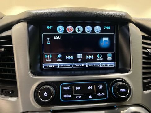 Used 2017 GMC Yukon SLT w/ Open Road Package AWD/4WD image 12