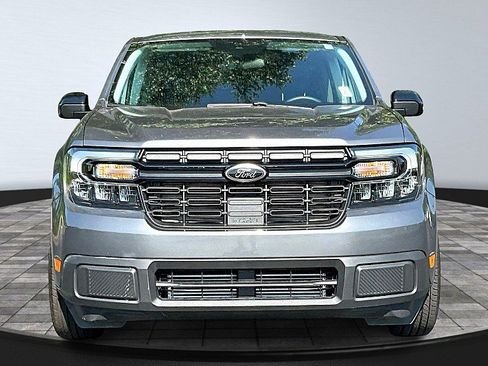 Used 2024 Ford Maverick Lariat w/ Black Appearance Package image 4