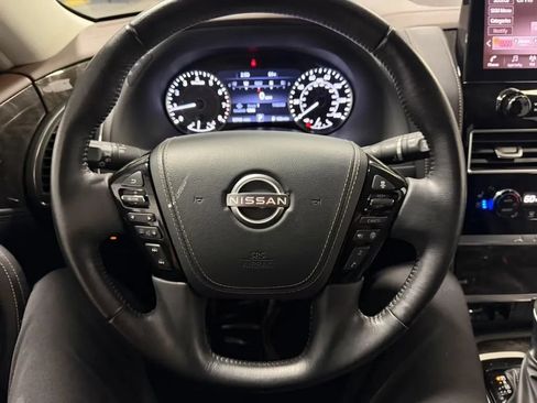 Used 2022 Nissan Armada Platinum w/ Captain's Chairs Package RWD image 30