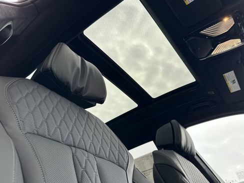 New 2026 BMW X7 xDrive40i w/ Executive Package image 19