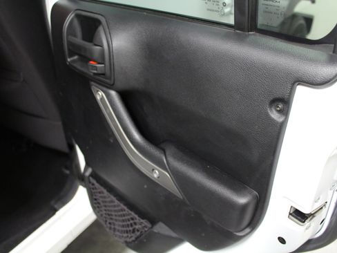 Used 2016 Jeep Wrangler Unlimited Sport w/ Quick Order Package 24S image 22