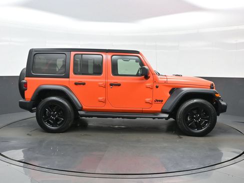 Used 2023 Jeep Wrangler Unlimited Sport AWD/4WD image 10