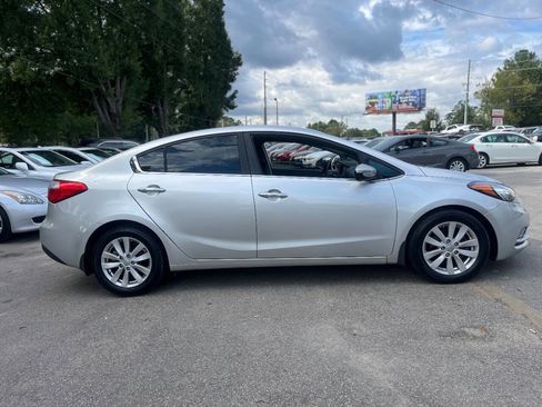 Used 2015 Kia Forte EX image 6