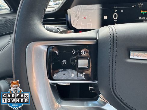 Used 2025 Land Rover Range Rover Long Wheelbase Autobiography image 9
