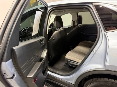 Used 2022 Ford Escape SE w/ Convenience Package FWD image 18