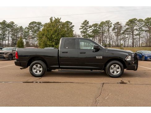 Used 2018 RAM 1500 Express image 4
