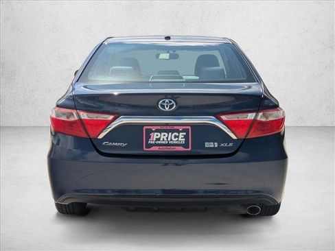 Used 2016 Toyota Camry XLE w/ Moonroof Package image 6