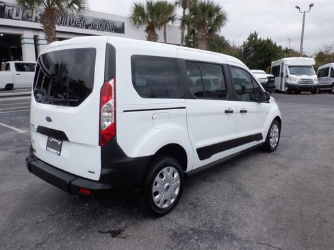 Used 2022 Ford Transit Connect XL image 11