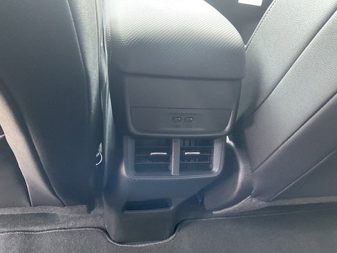 New 2026 Chevrolet Equinox LT w/ Convenience Package II image 23