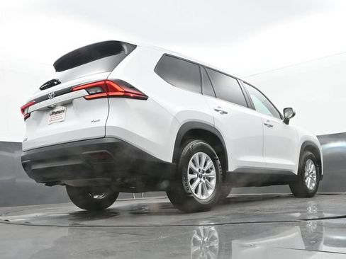 Used 2026 Toyota Grand Highlander FWD image 25