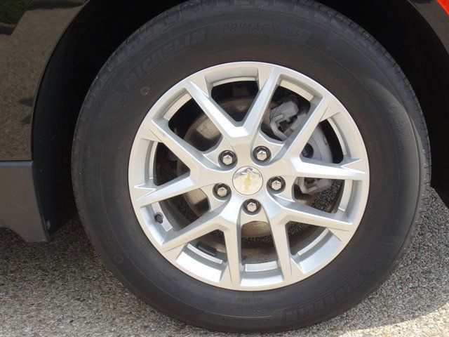 Used 2023 Chevrolet Equinox LT FWD image 32