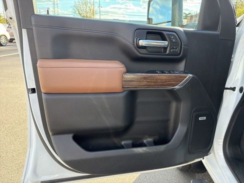 Used 2020 Chevrolet Silverado 2500 High Country w/ Z71 Off-Road Package image 18