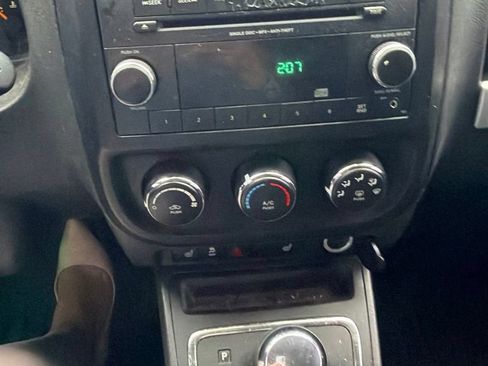 Used 2014 Jeep Compass Sport w/ Power Value Group FWD image 11