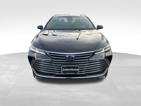Used 2020 Toyota Avalon Limited w/ Advanced Safety Package image 2