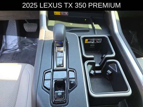 Used 2025 Lexus TX 350 AWD w/ Technology Package image 28