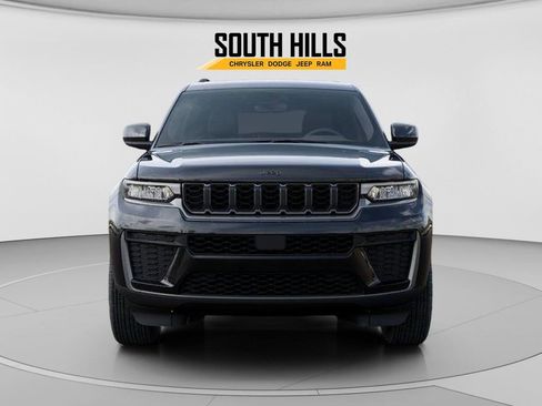 New 2026 Jeep Grand Cherokee Laredo image 6